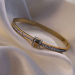 سوارة نسائيه