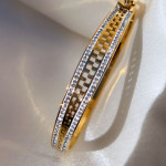 سوارة نسائيه